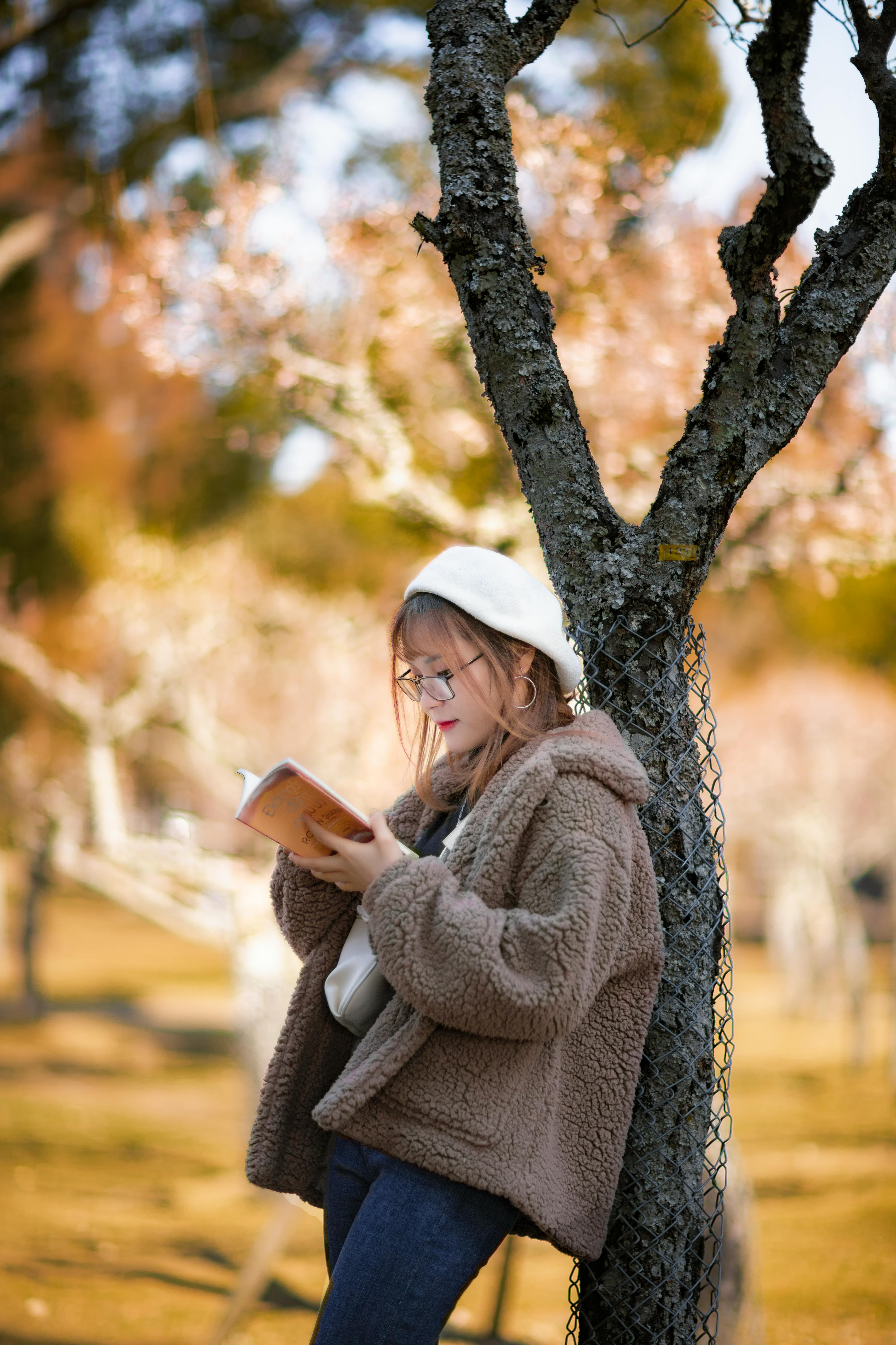 Thắng Văn 讨论热度图片