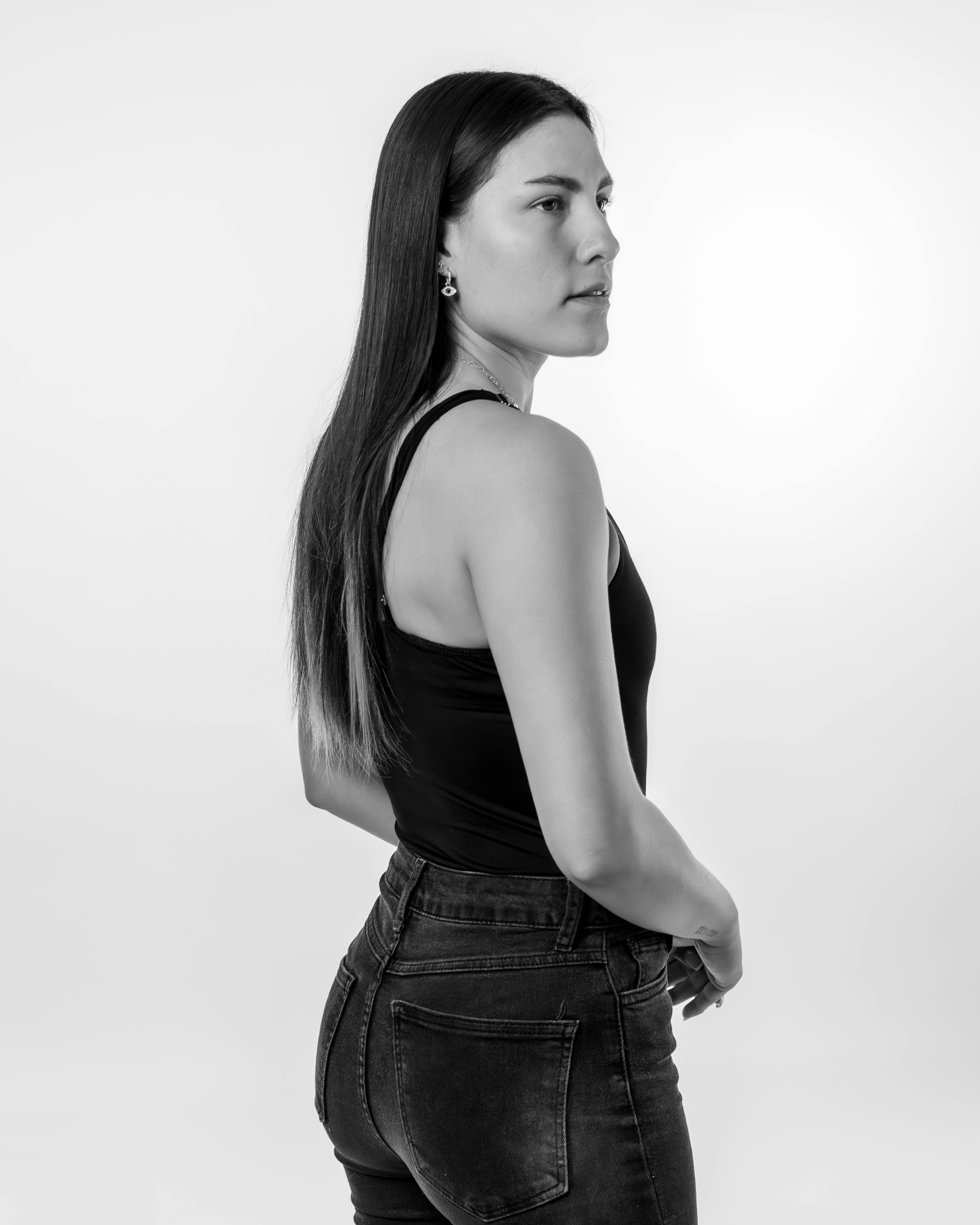 《城市尽头的光》海报